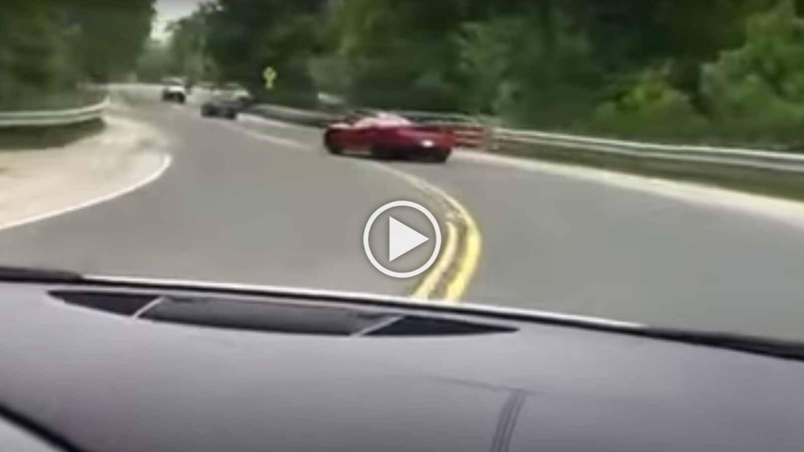 Tα λεφτά δεν κάνουν τα χέρια και το πληρώνει Ferrari [video]